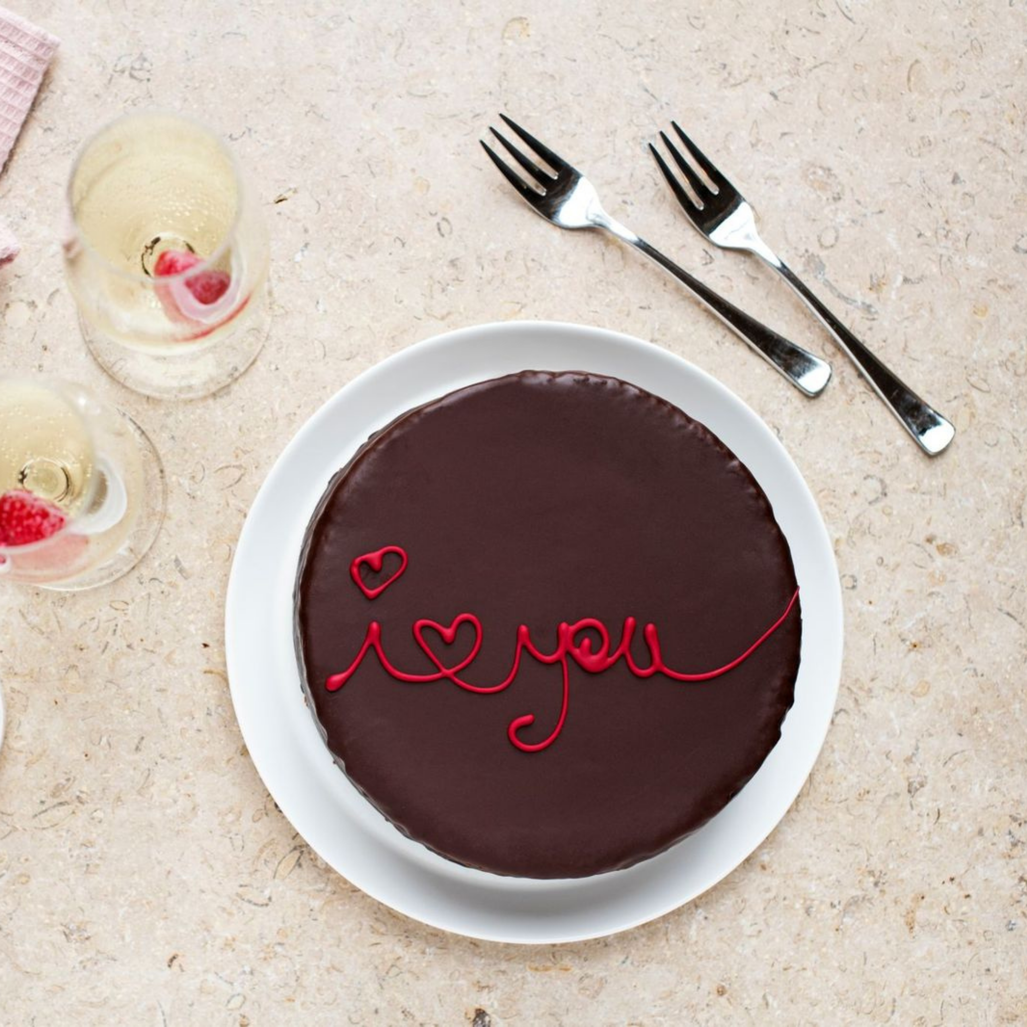i, love, you, lovely, cake, red, writing, sacher, sachertorte, apricot, jam, choc, chocolate, valentines, valentine's, heart, cake