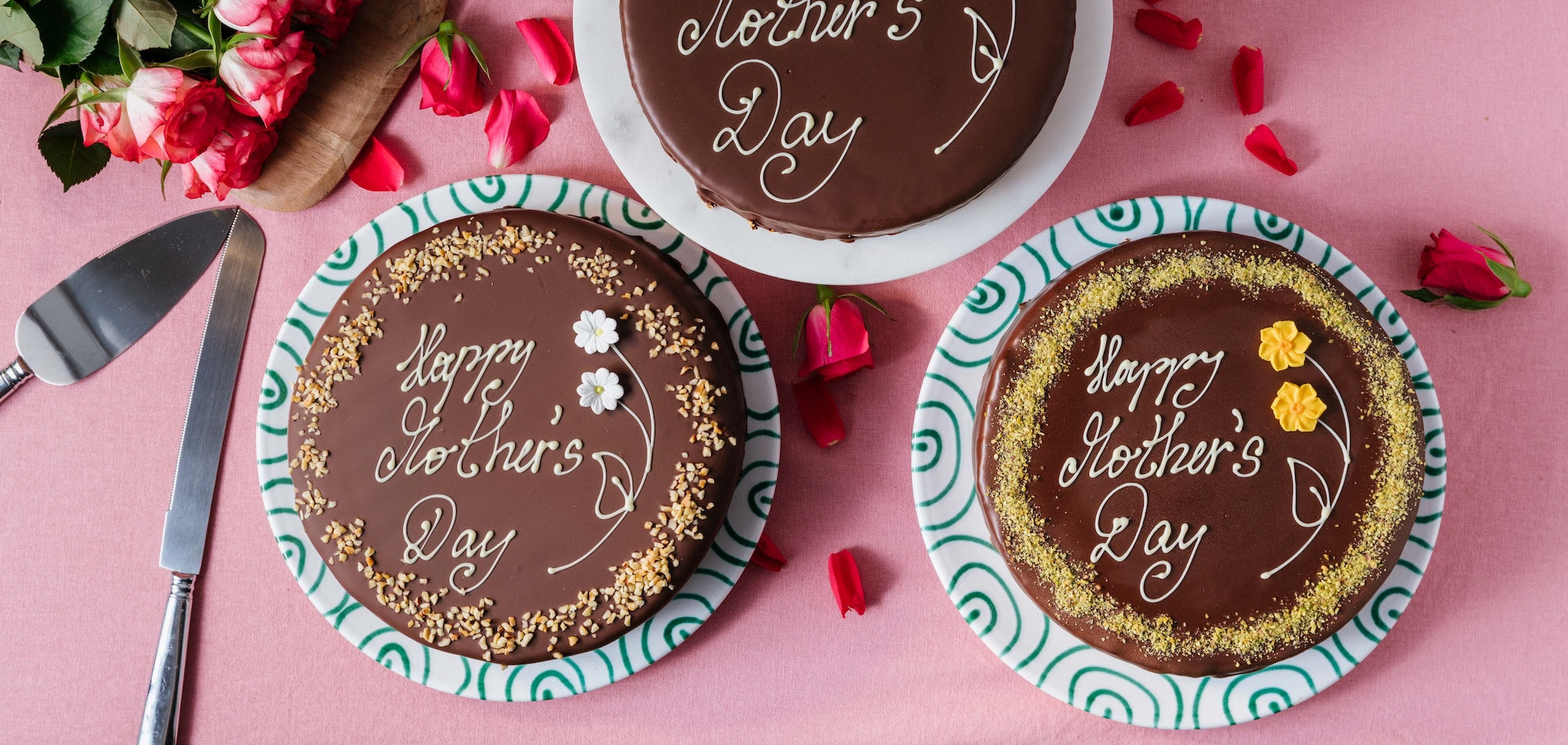 Mothers_day_group_pic_cut.jpg